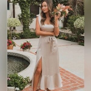 Show Me Your Mumu Claire Midi in Champagne Luxe Size small